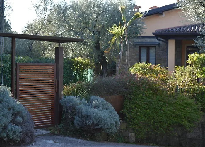 Casa Ulivo Feriehus *