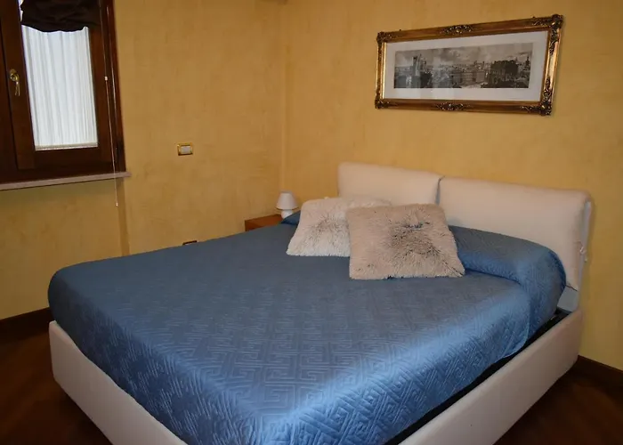 Casa Ulivo Feriehus Montinelle